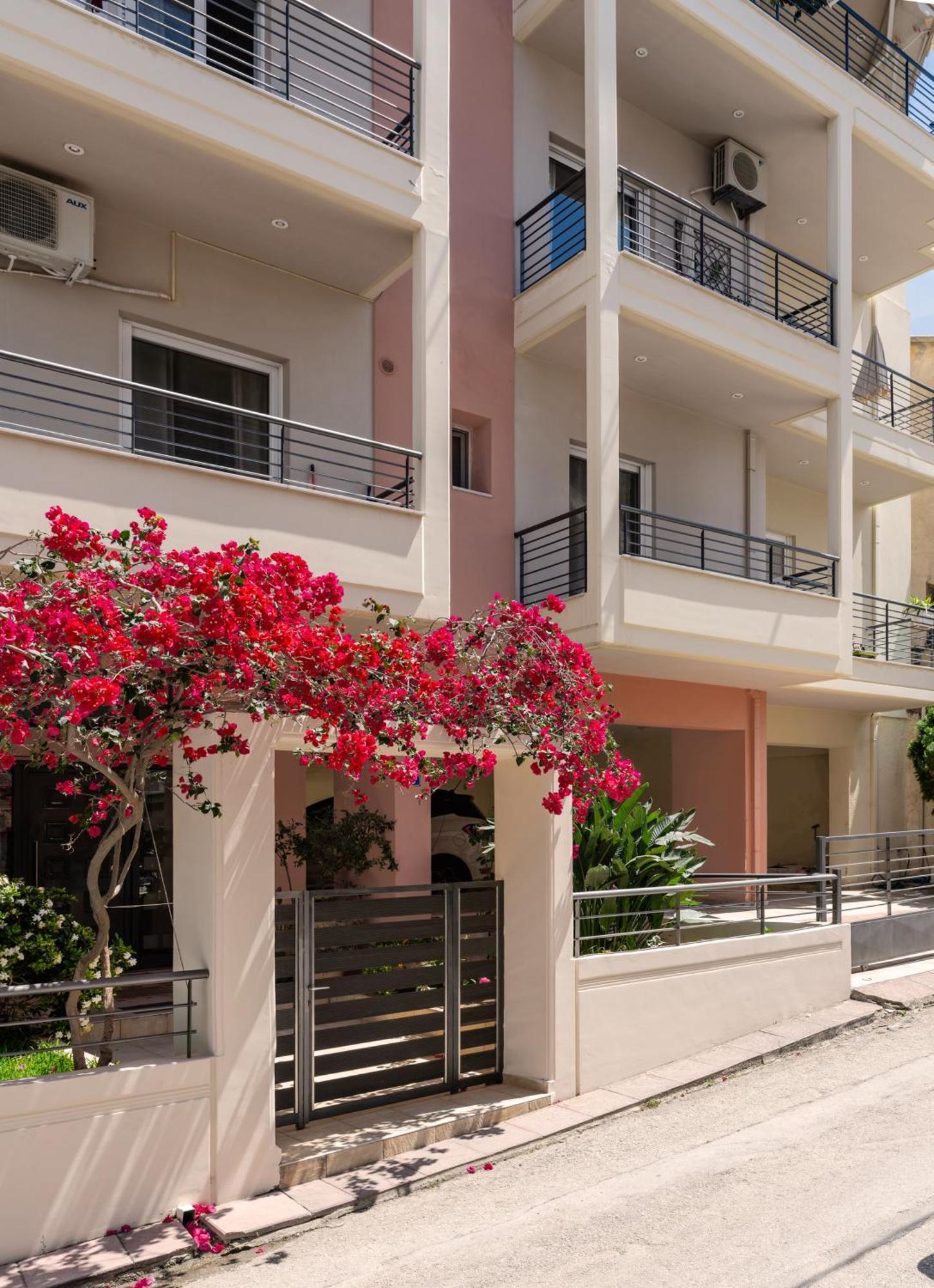 Apartment Myrto1 *